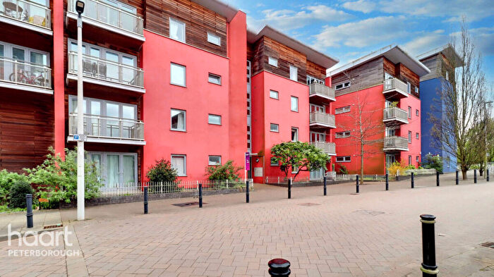 2 Bedroom Flat For Sale In Cubitt Way, Peterborough, PE2
