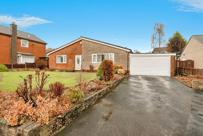 3 Bedroom Bungalow For Sale In Borrowdale Close, Burnley, Lancashire, BB10