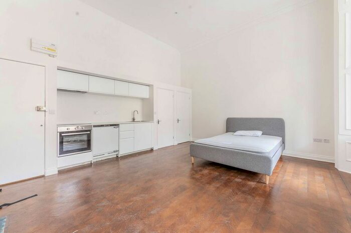 Studio For Sale In Queens Gate, South Kensington, London, SW7