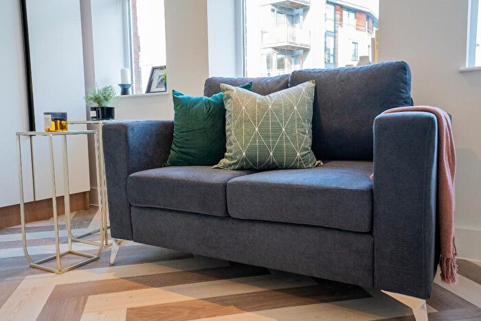 1 Bedroom Apartment To Rent In Duke Street, Manchester, Greater Manchester, M3