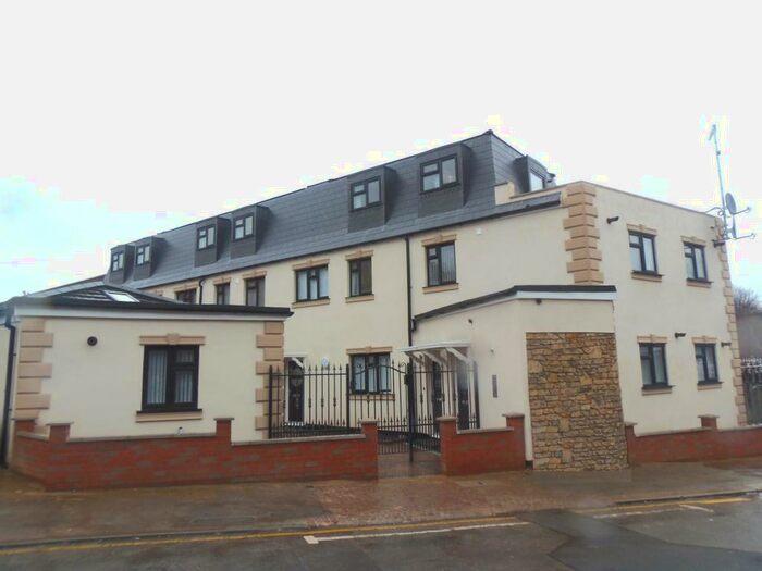 1 Bedroom Flat To Rent In Hazelbury Crescent, Bury Park, Luton, LU1