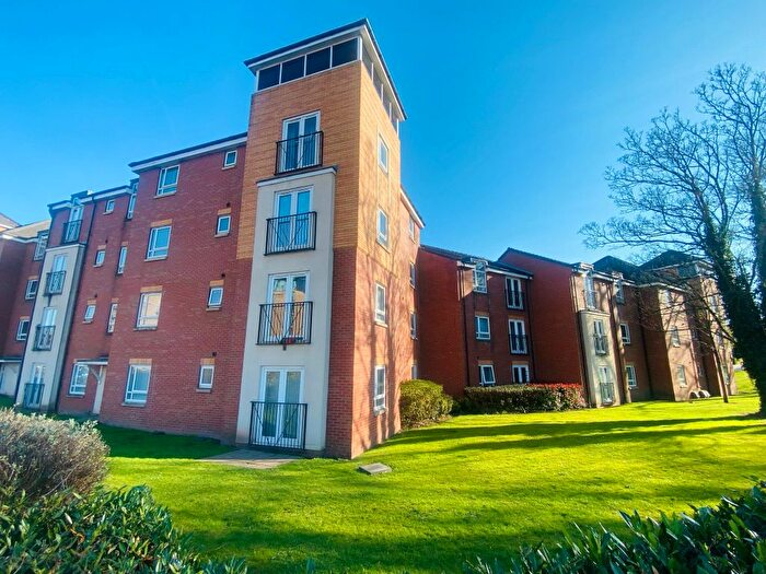 2 Bedroom Flat To Rent In Baronet House, Springmeadow Road, Edgbaston, B15