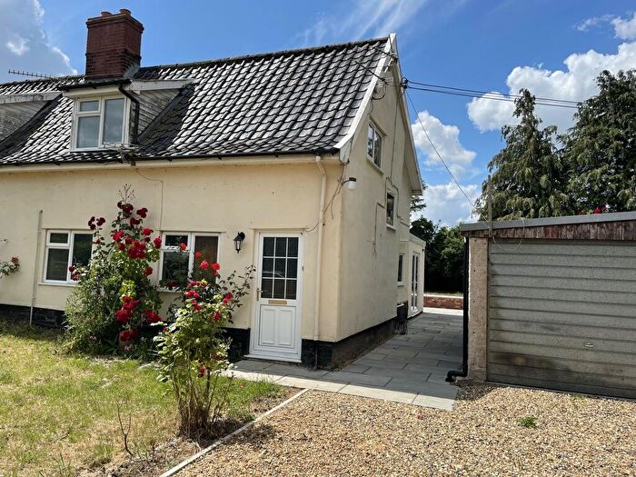 3 Bedroom House To Rent In Pink Cottage, Attleborough Road, Old Buckenham, Attleborough, Norfolk, NR17
