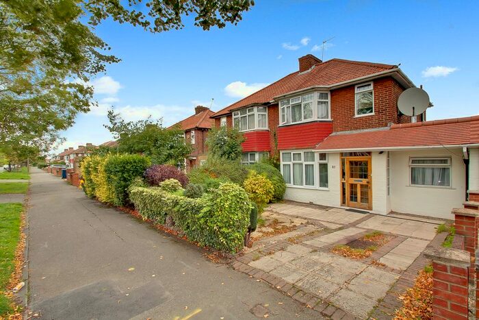 1 Bedroom Flat To Rent In Whitton Avenue East, Greenford, UB6