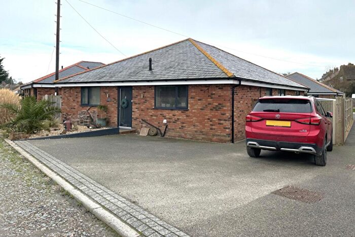 4 Bedroom Detached Bungalow For Sale In Poulders Road, Sandwich, CT13