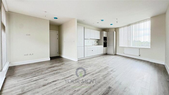 2 Bedroom Flat To Rent In Crayford Road, Crayford, Dartford, DA1