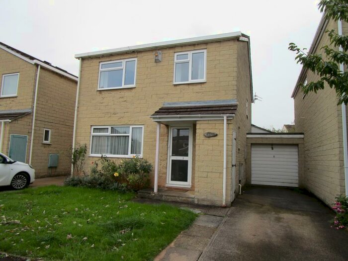 4 Bedroom House To Rent In Grampian Close, Oldland Common, Bristol, BS30