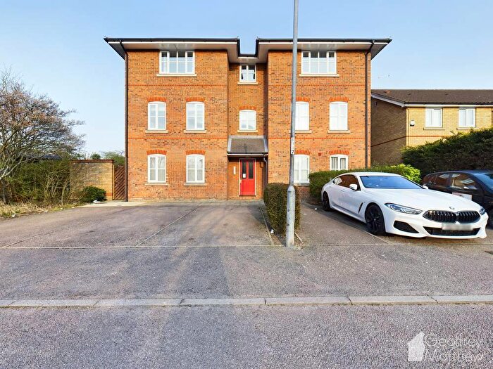 2 Bedroom Apartment For Sale In Abbeydale Close, Harlow, CM17