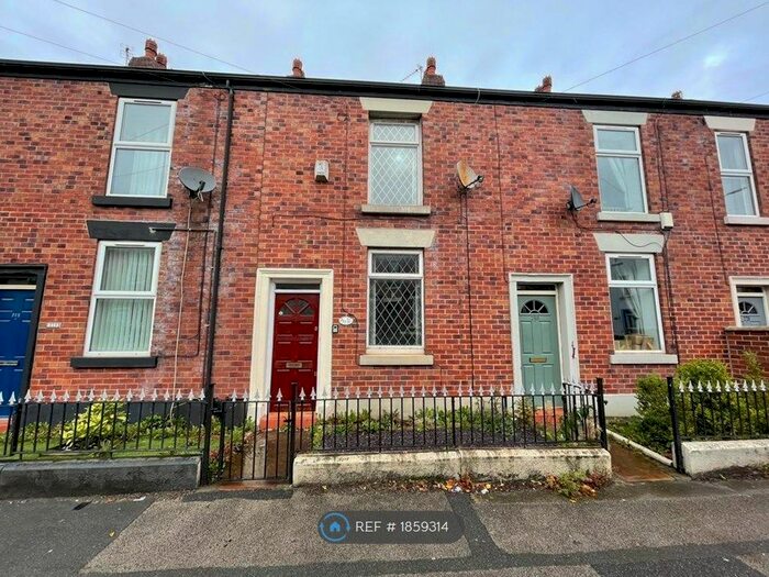 2 Bedroom Terraced House To Rent In Mottram Road, Hyde, SK14