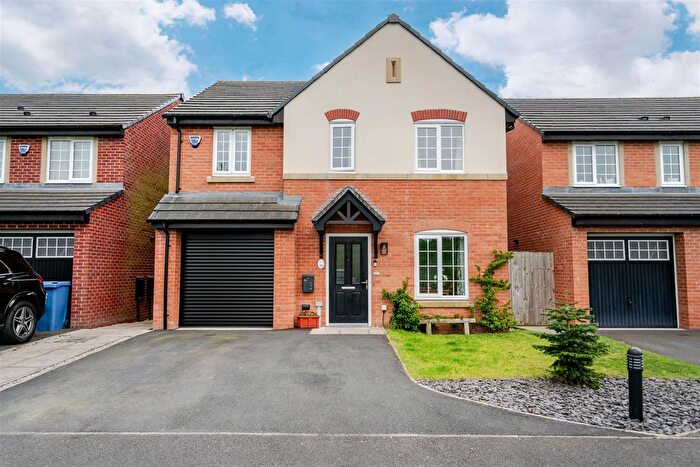 4 Bedroom Detached House For Sale In Briscoe Close, Leigh, WN7