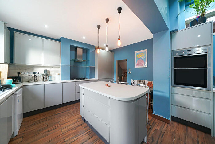 3 Bedroom Terraced House For Sale In Bedroom House For Sale In Catford, SE6
