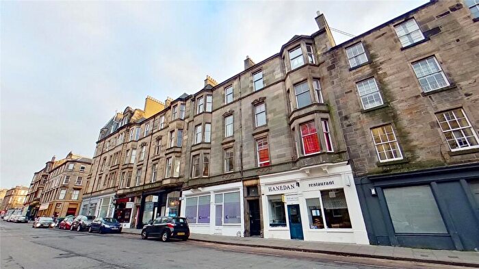 2 Bedroom Flat To Rent In West Preston Street, Edinburgh, EH8