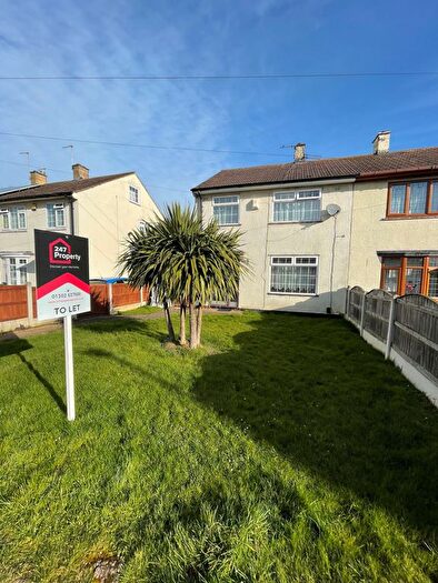 3 Bedroom Semi-Detached House To Rent In Danesway, Scawthorpe, Doncaster, DN5