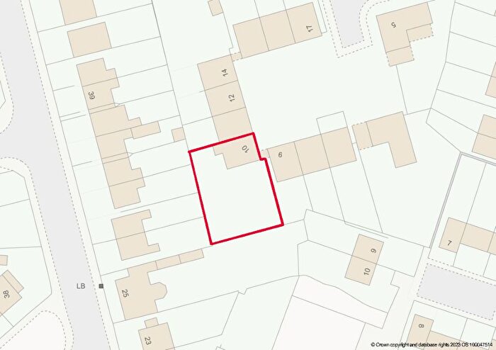 2 Bedroom Bungalow For Sale In Shaftsbury Close, Bilston, WV14