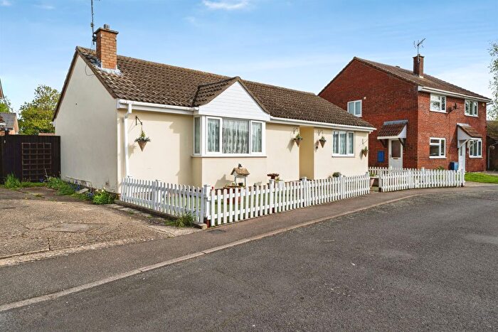 3 Bedroom Detached Bungalow For Sale In Bevills Close, Doddington, March, PE15