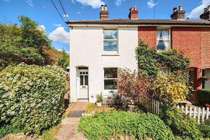 3 Bedroom End Of Terrace House For Sale In Bridge Terrace, Shawford, SO21