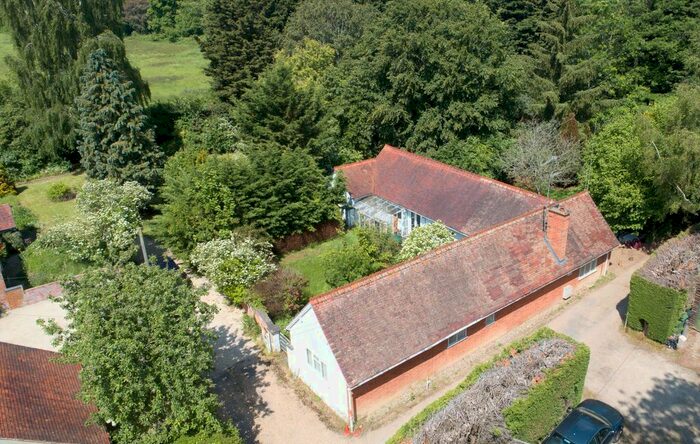 5 Bedroom Detached House For Sale In Burcot, Abingdon, OX14