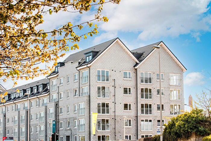 2 Bedroom Apartment For Sale In Cornhill Road, Aberdeen, AB25
