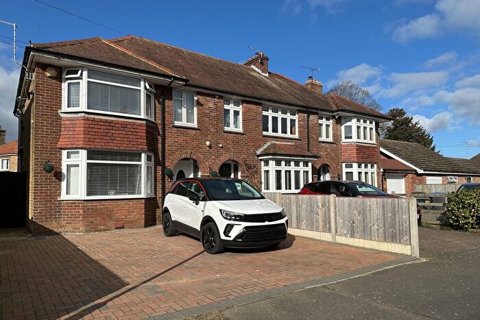 3 Bedroom End Terrace House For Sale In Middle Deal Road, Deal, CT14