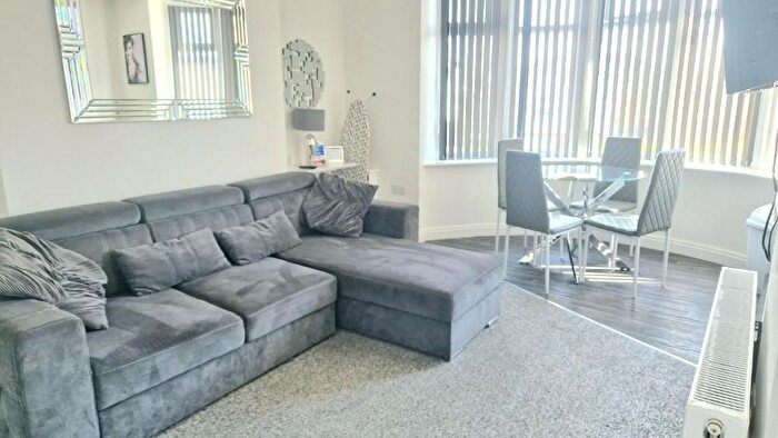 1 Bedroom Flat To Rent In Mersey Road, Blackpool, FY4