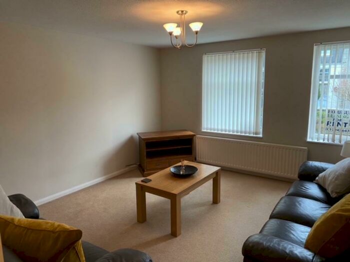 2 Bedroom Flat To Rent In Linksfield Gardens, Aberdeen, AB24