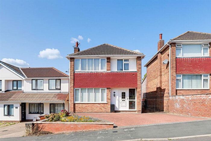 3 Bedroom Detached House For Sale In Bernisdale Close, Rise Park, Nottinghamshire, NG5