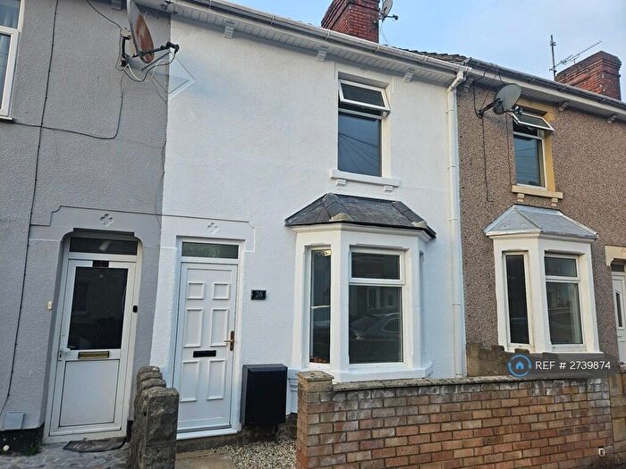 3 Bedroom Terraced House To Rent In Maxwell St, Swindon, SN1