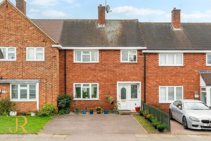 3 Bedroom Terraced House For Sale In Whitefields Road, Cheshunt, EN8