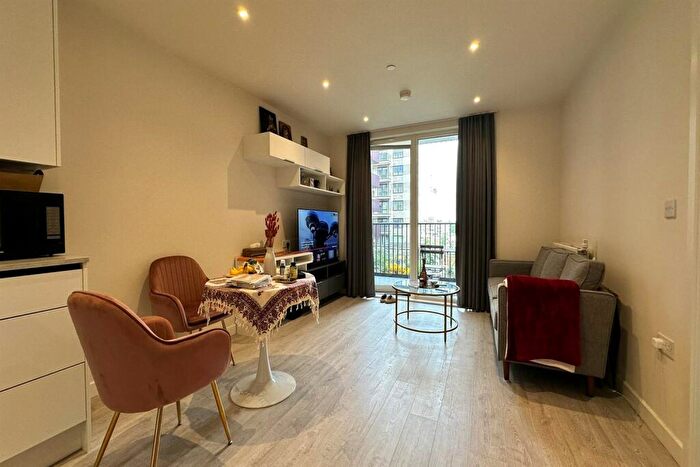 1 Bedroom Apartment To Rent In Taro Apartments, Henry Strong Road, Harrow, HA1