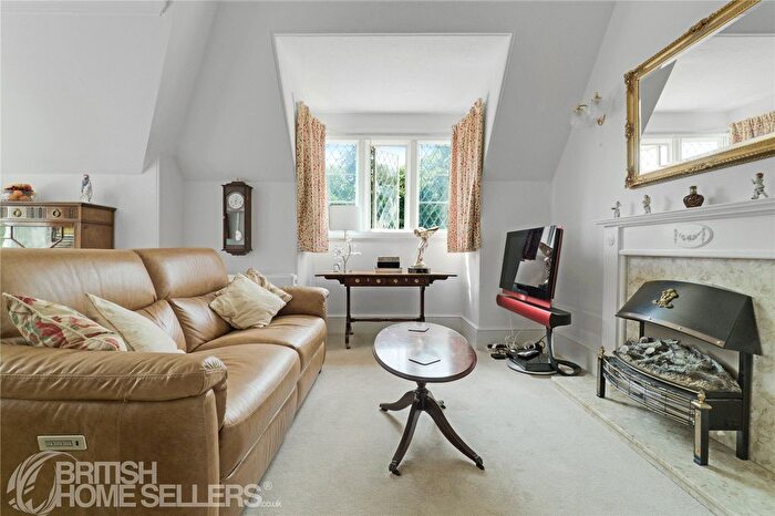 1 Bedroom Flat For Sale In Castle Malwood Lodge, Minstead, Lyndhurst, Hampshire, SO43