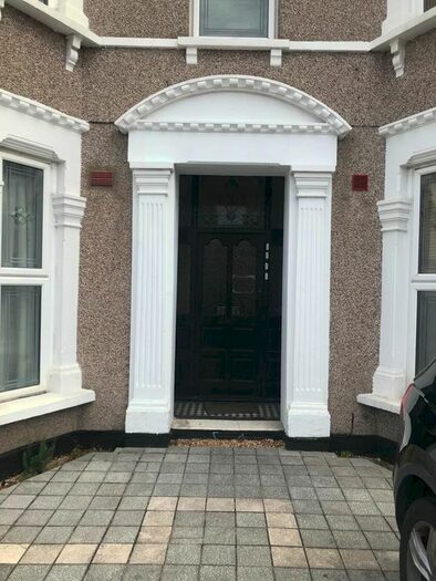 1 Bedroom Flat To Rent In Norfolk Road, Ilford, IG3