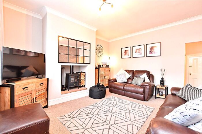3 Bedroom Terraced House For Sale In Clarendon Street, Lowerplace, Rochdale, Greater Manchester, OL16