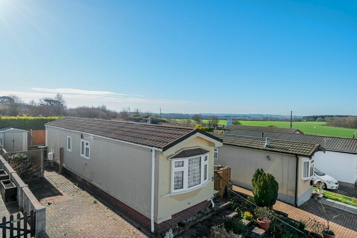 1 Bedroom Mobile/park Home For Sale In Yew Tree Park Homes, Charing, Ashford, TN27