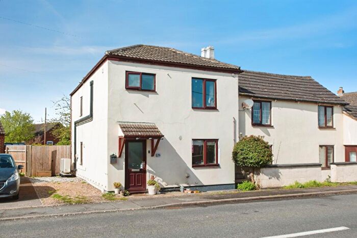 3 Bedroom Semi-Detached House For Sale In High Street, Walcott, Lincoln, LN4