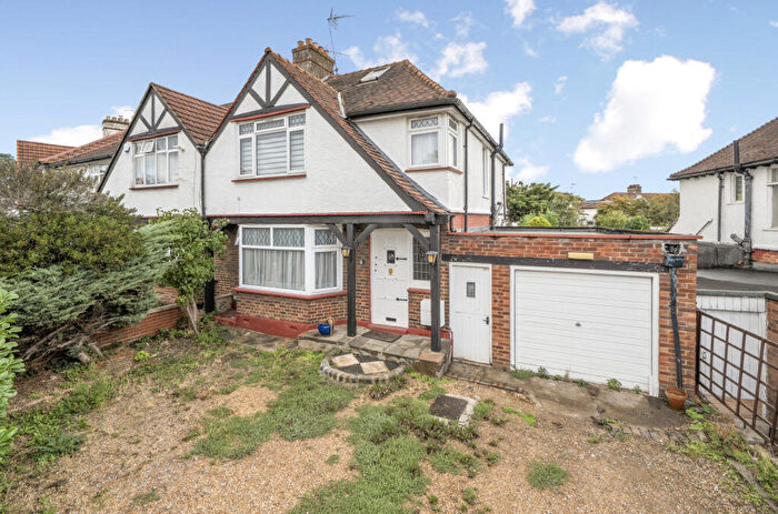 3 Bedroom Semi-Detached House For Sale In Redhill Drive, Edgware, HA8