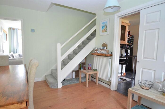 3 Bedroom End Of Terrace House For Sale In Eastway Close, Nailsea, BS48