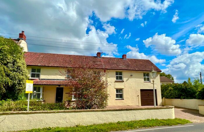 4 Bedroom Semi-Detached House For Sale In Stoke Hill, Chew Stoke, Bristol, BS40