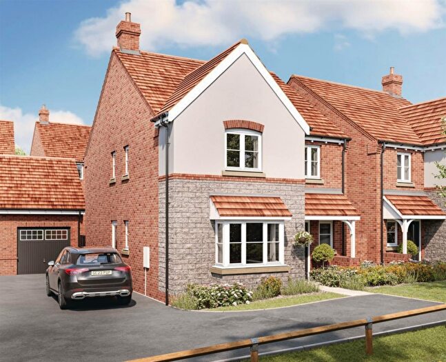 4 Bedroom Detached House For Sale In Grange Meadows, Hugglescote, Coalville, LE67