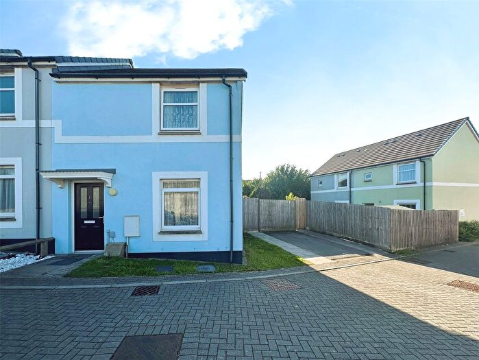2 Bedroom End Terrace House For Sale In Parc Pordic, Hayle, Cornwall, TR27
