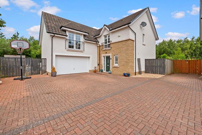 5 Bedroom Detached House For Sale In Castleton Crescent, Falkirk, FK2