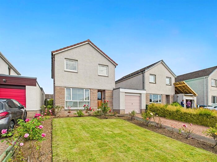 3 Bedroom Detached House For Sale In Clova Avenue, Blairgowrie, PH10