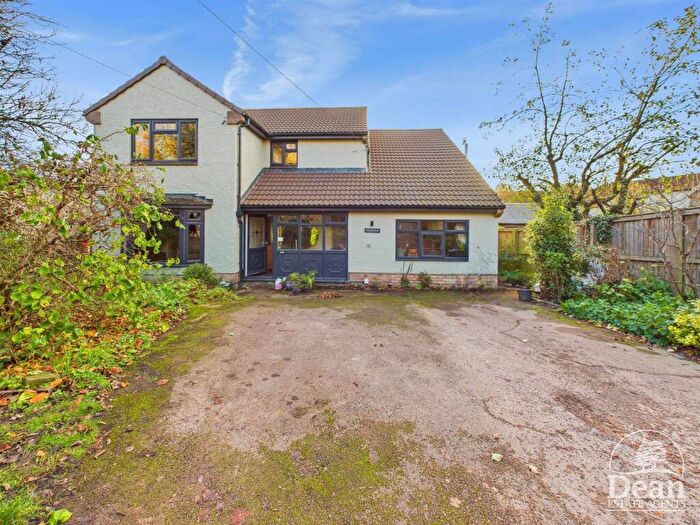 4 Bedroom Detached House For Sale In Awre Road, Blakeney, GL15