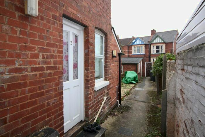 1 Bedroom Flat To Rent In Mount Pleasant Road, Exeter, EX4