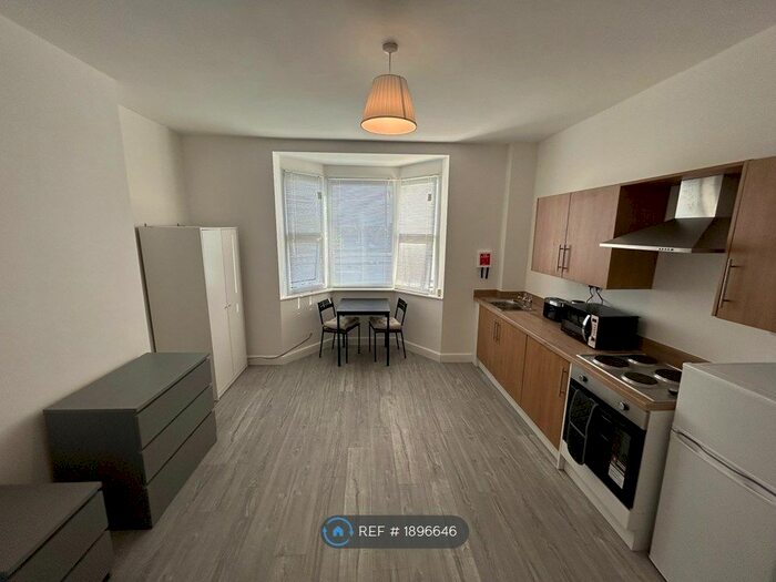 Studio To Rent In Studio, Doncaster, DN4