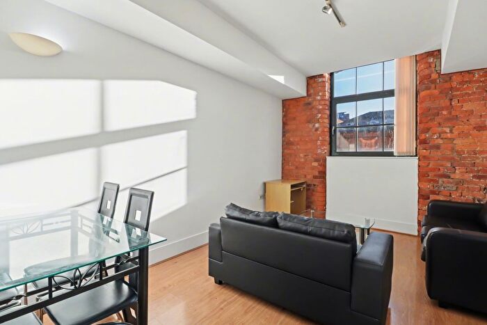 2 Bedroom Flat For Sale In Macintosh Mills, Cambridge Street, Manchester, M1