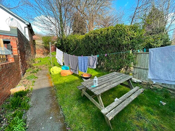 3 Bedroom House To Rent In City Road, Sheffield, S2