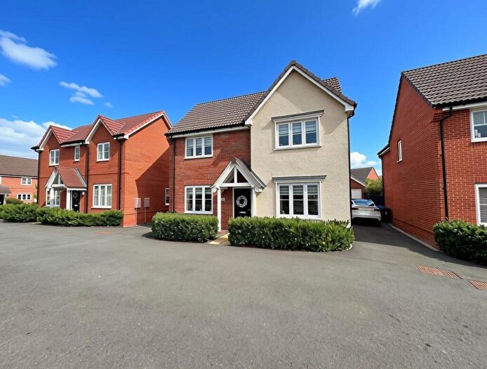 4 Bedroom Detached House For Sale In Celandine Close, Stowupland, Stowmarket, IP14