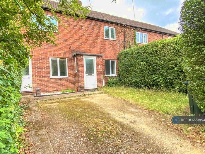 2 Bedroom Terraced House To Rent In Quarrendon Road, Amersham, HP7