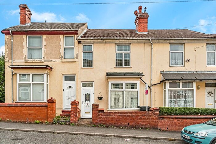 3 Bedroom End Terrace House For Sale In Churchfield Street, Dudley, DY2