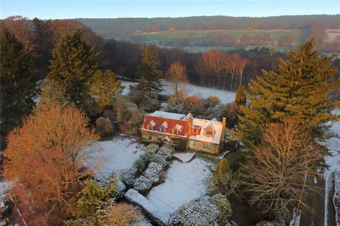 5 Bedroom Detached House For Sale In Woodland Lane, Colgate, Horsham, RH13